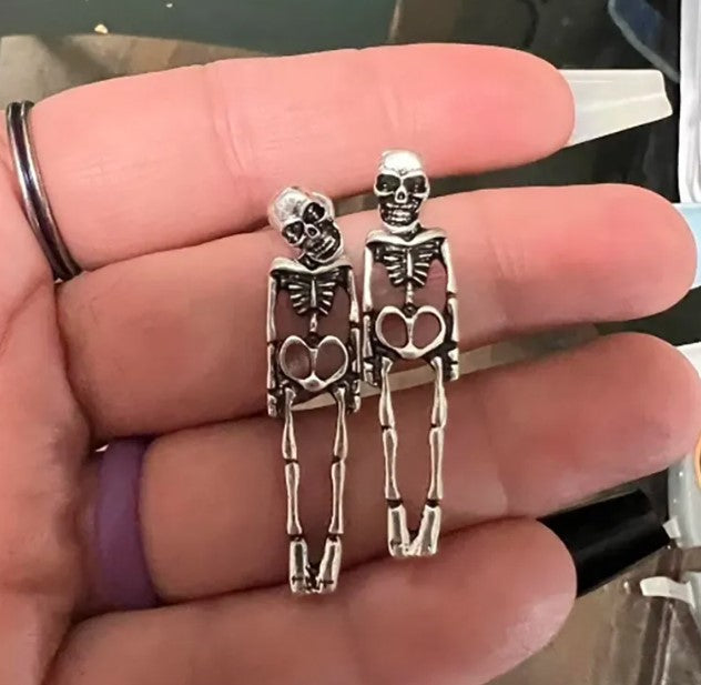 Gothic Skull Stud Earrings